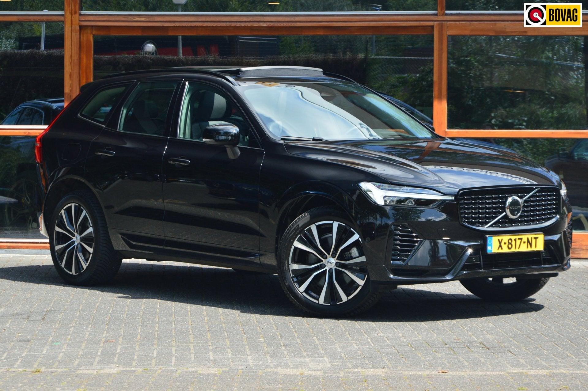Volvo XC60 T6 Hybride Long Range AWD Plus Dark | Head-Up Dis, Gebruikt, 4 cilinders, 1969 cc, 138 €/maand