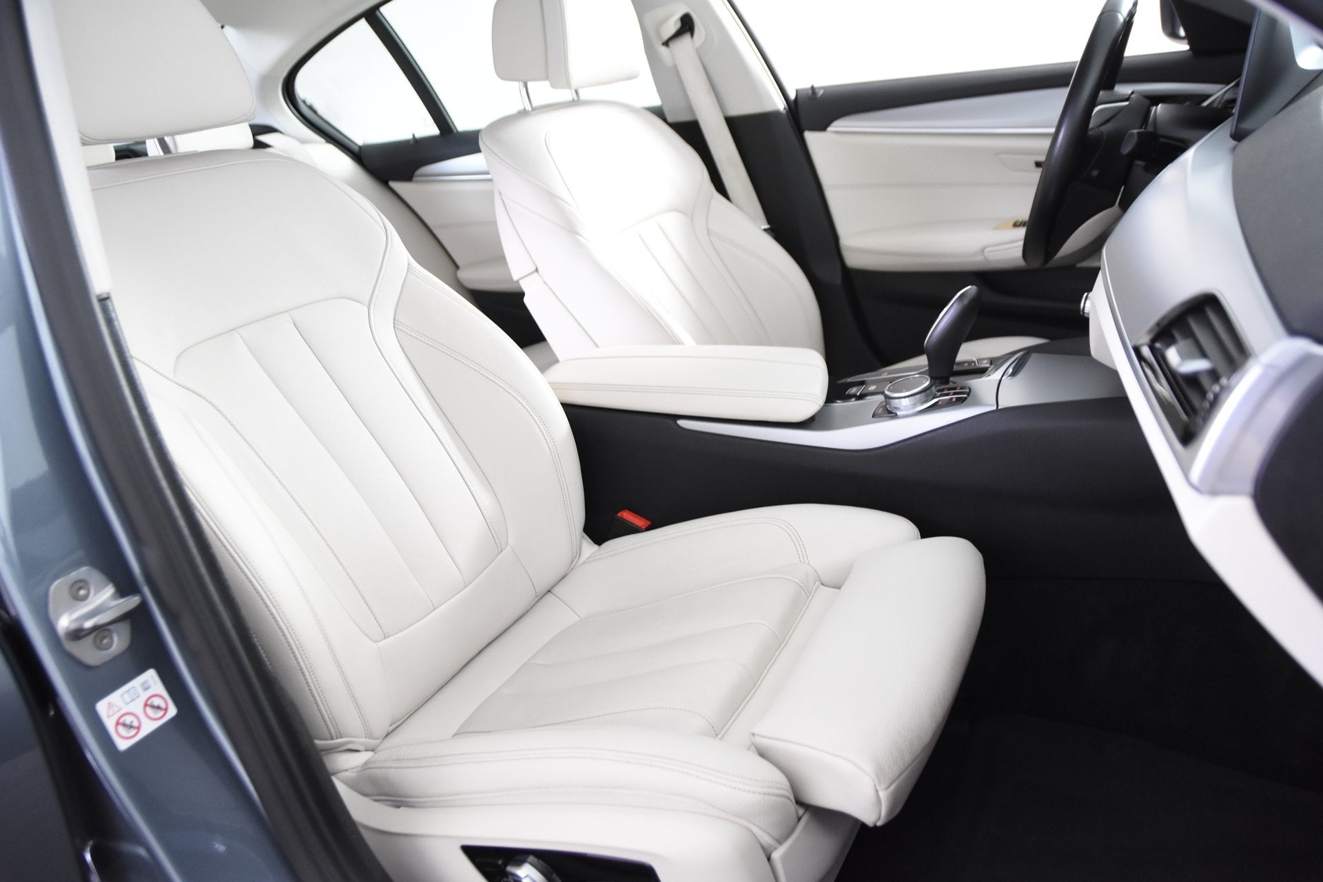 BMW 5 Serie 520i A Luxury *Navigatie*Schuifdak*Memory*, Auto's, Automaat, 1998 cc, Achterwielaandrijving, Gebruikt