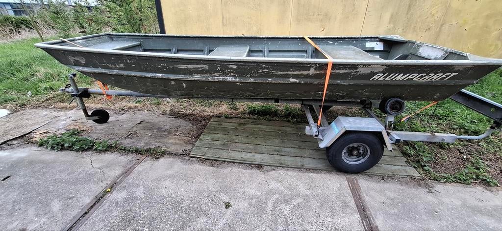 Aluminium platbodemboot met trailer opknapper, Watersport en Boten, Boottrailers, Gebruikt, Overige typen, Minder dan 1500 kg