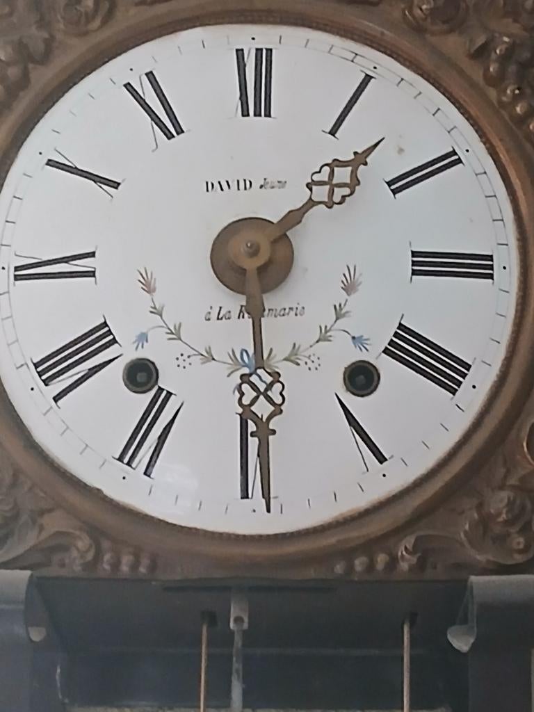Antieke Franse hangklok van David a'La Ricamarie, Ophalen