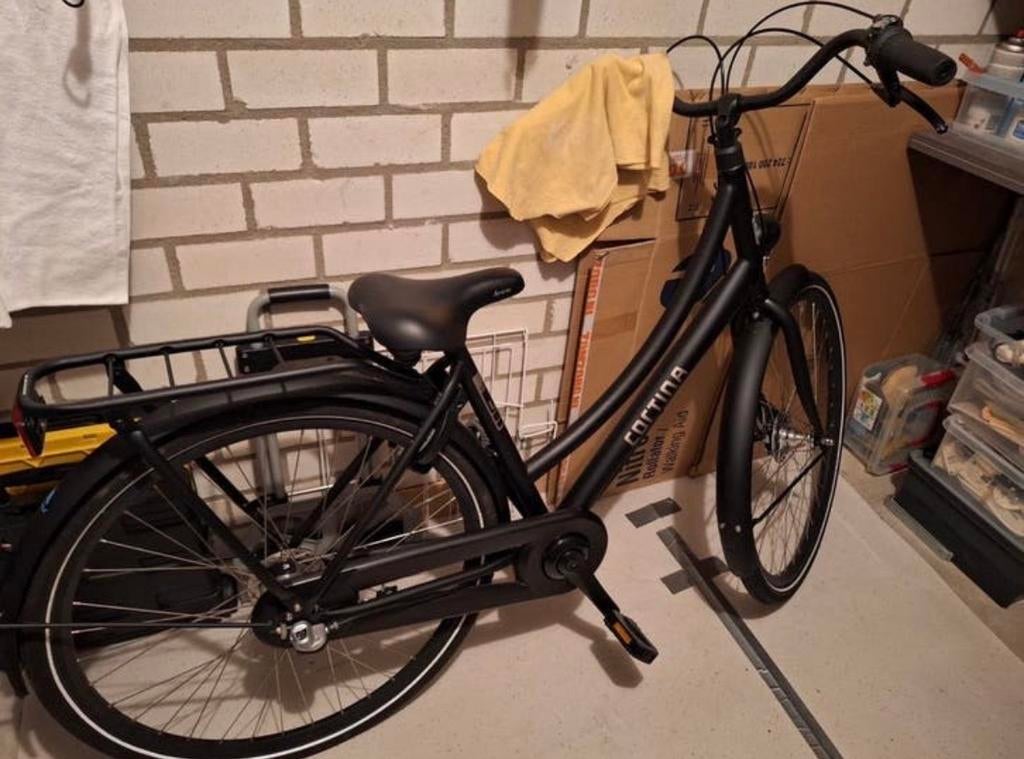 Cortina U4 Transportfiets Dames Zwart - Zo goed als nieuw, Terugtraprem, Zo goed als nieuw, Ophalen, Overige merken