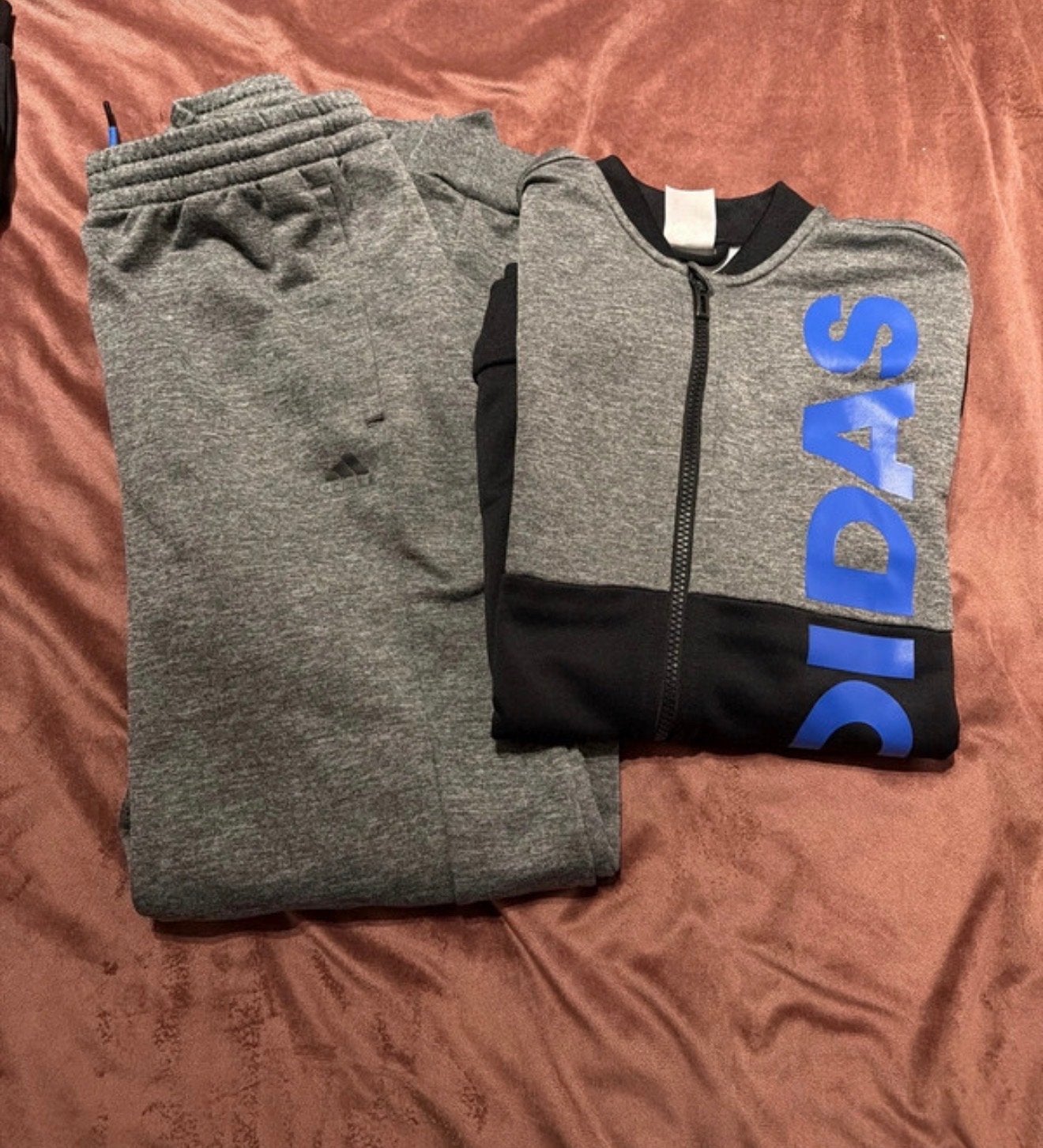 Adidas trainingspak maat 164, Ophalen of Verzenden, Gebruikt, Jongen, Setje