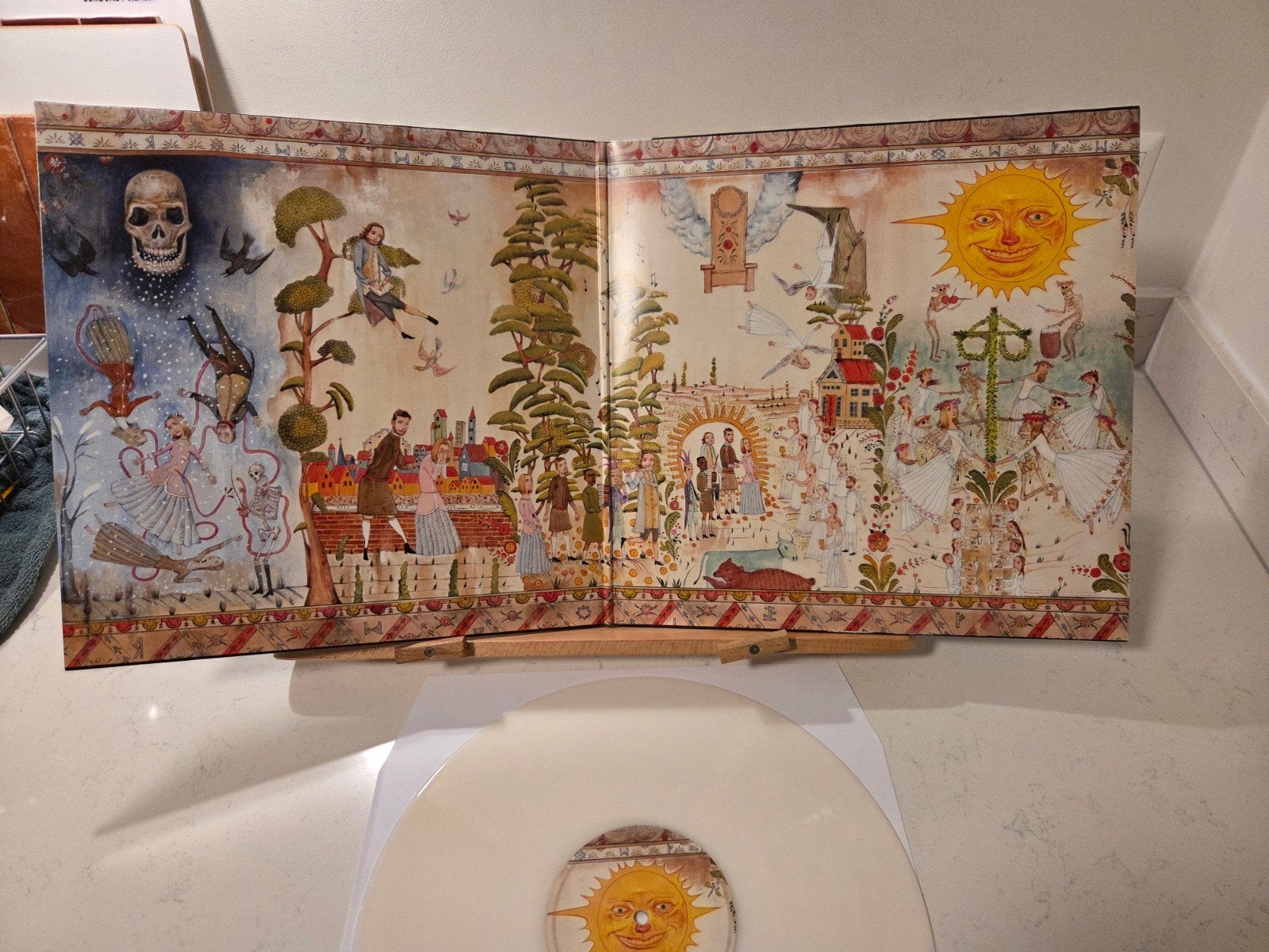 Foto 7 van Midsommar Soundtrack LP – Limited White Vinyl 0714/1000