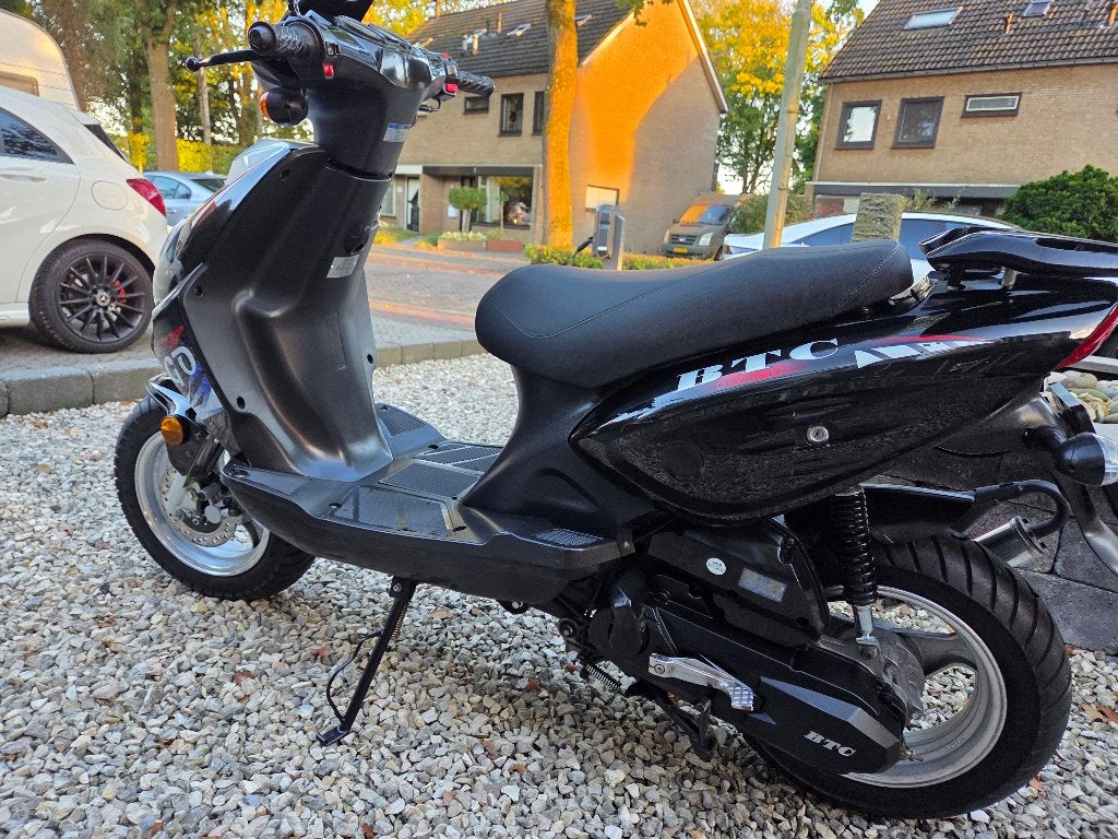 Baotian BTC Rebel snorscooter., Zo goed als nieuw, Benzine, Ophalen, Overige merken