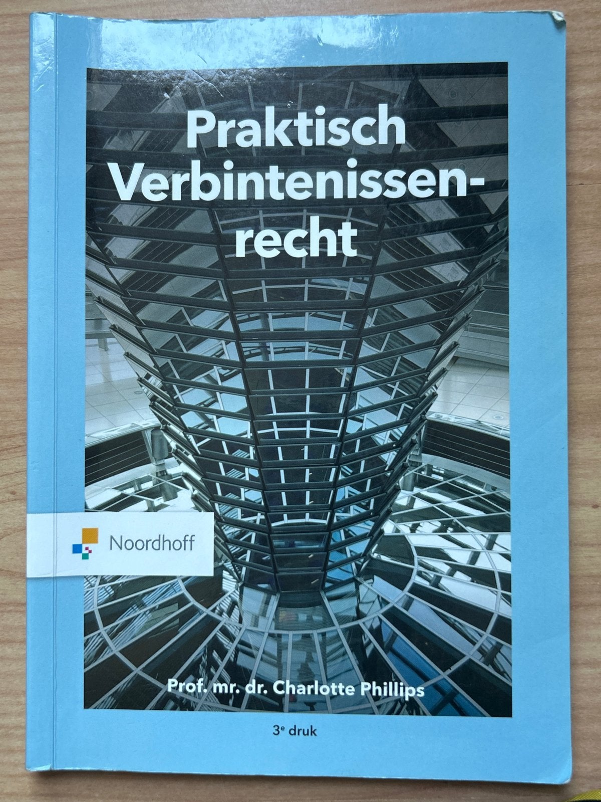 Praktisch Verbintenissenrecht - Prof. mr. dr. Charlotte Phil, Ophalen of Verzenden, Gamma, Zo goed als nieuw, HBO