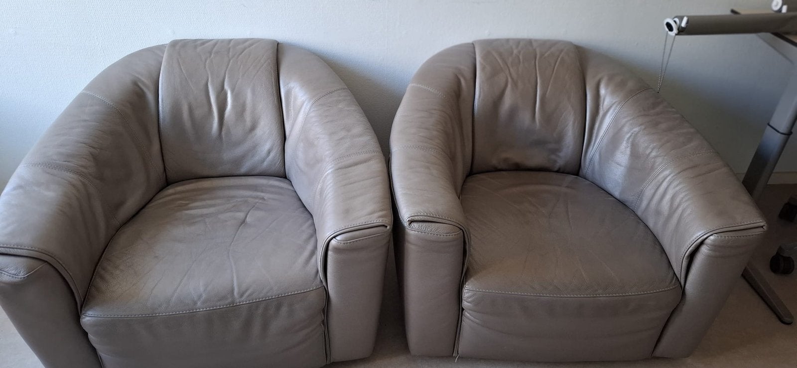 Stoelen, Ophalen, Zo goed als nieuw, Leer