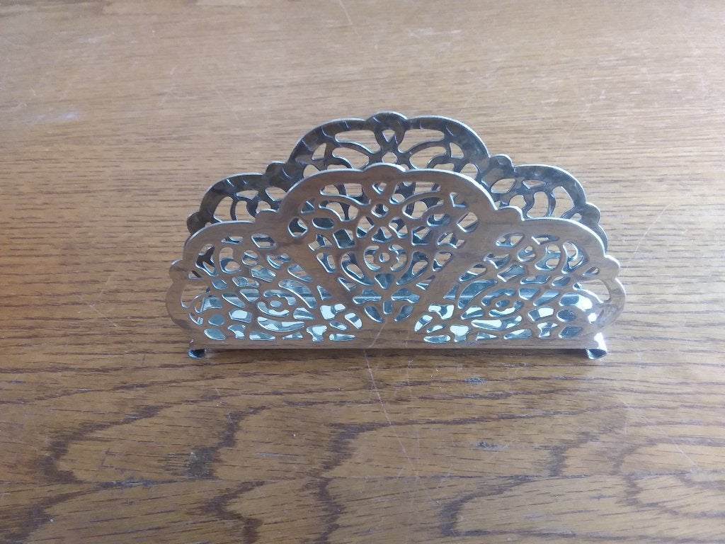 heleboel verzilverde voorwerpen, Ophalen