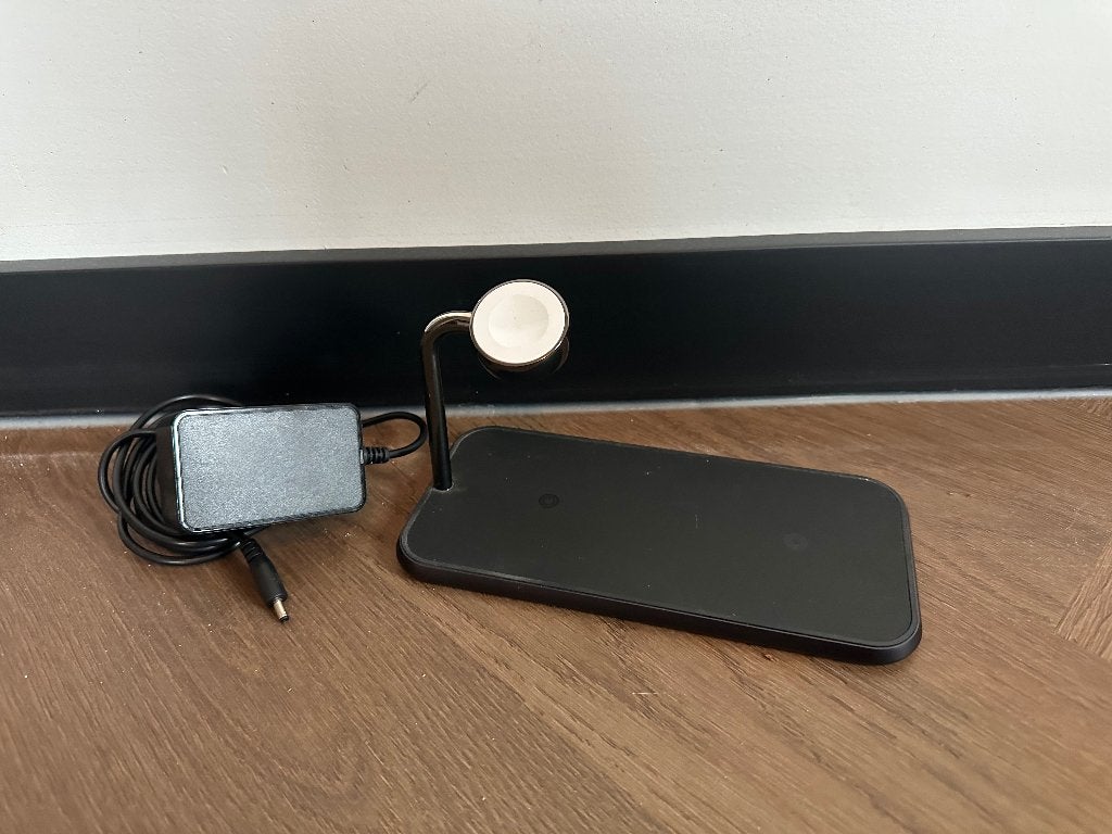 Zens Dual+Watch Aluminium Draadloze Oplader, Zwart, Ophalen, Zo goed als nieuw, Apple iPhone