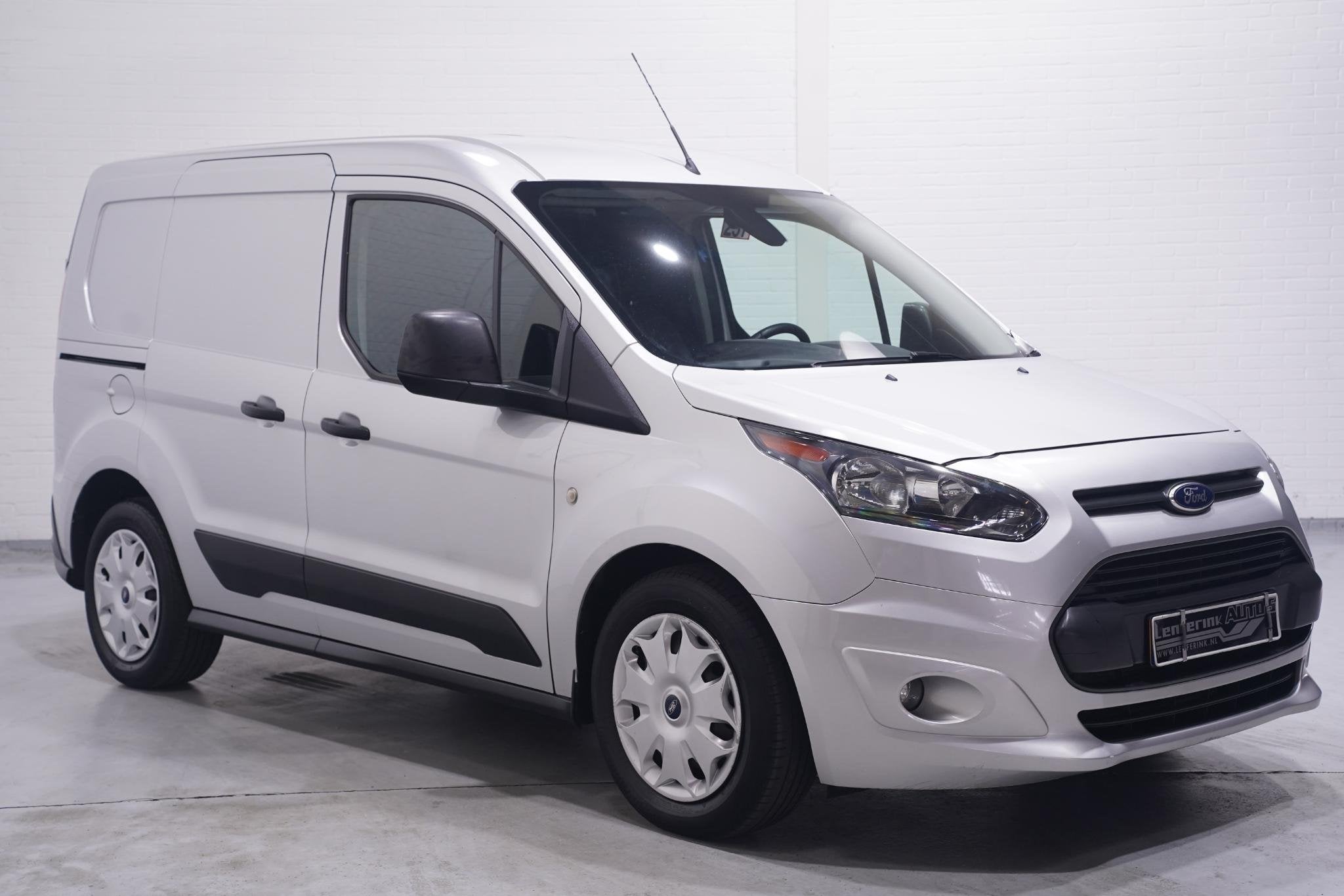 Ford Transit Connect 1.5 TDCI L1 Trend Navi, Camera, D-Riem, Auto's, Bestelauto's, Voorwielaandrijving, 745 kg, Stof, Gebruikt
