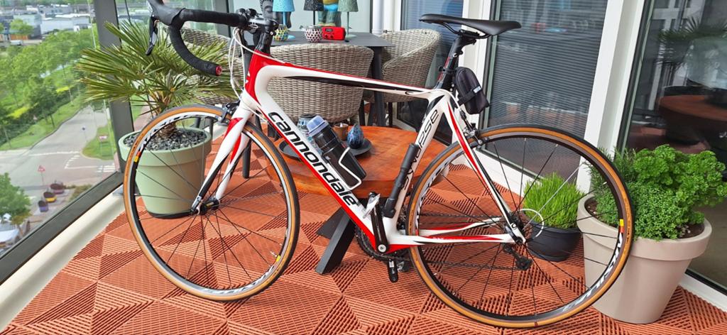 Racefiets Cannendale keurige fiets framemaat 56 ,kleur rood, Fietsen en Brommers, Fietsen | Racefietsen, Ophalen of Verzenden