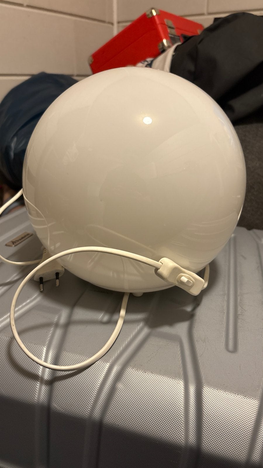 IKEA Fado tafellamp - Witte bol lamp, Met schakelaar, Gebruikt, E14 (klein), Wit