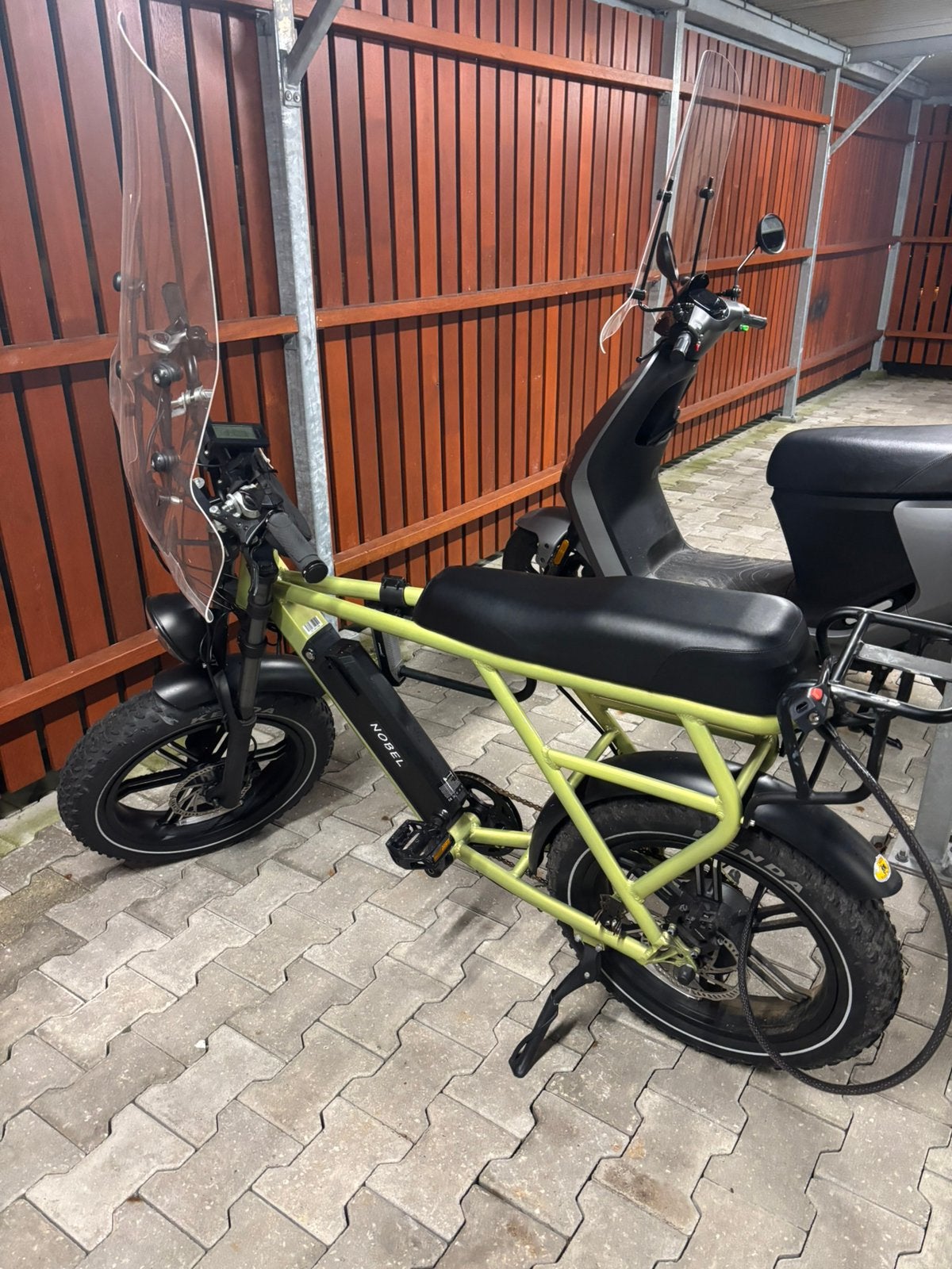 Fatbike nobel, Fietsen en Brommers, Ophalen, Zo goed als nieuw, Overige merken
