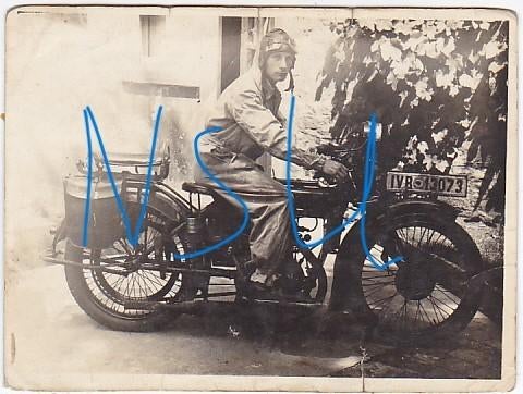 NSU motor foto op karton, Verzenden, Foto, Zo goed als nieuw, Voor 1940