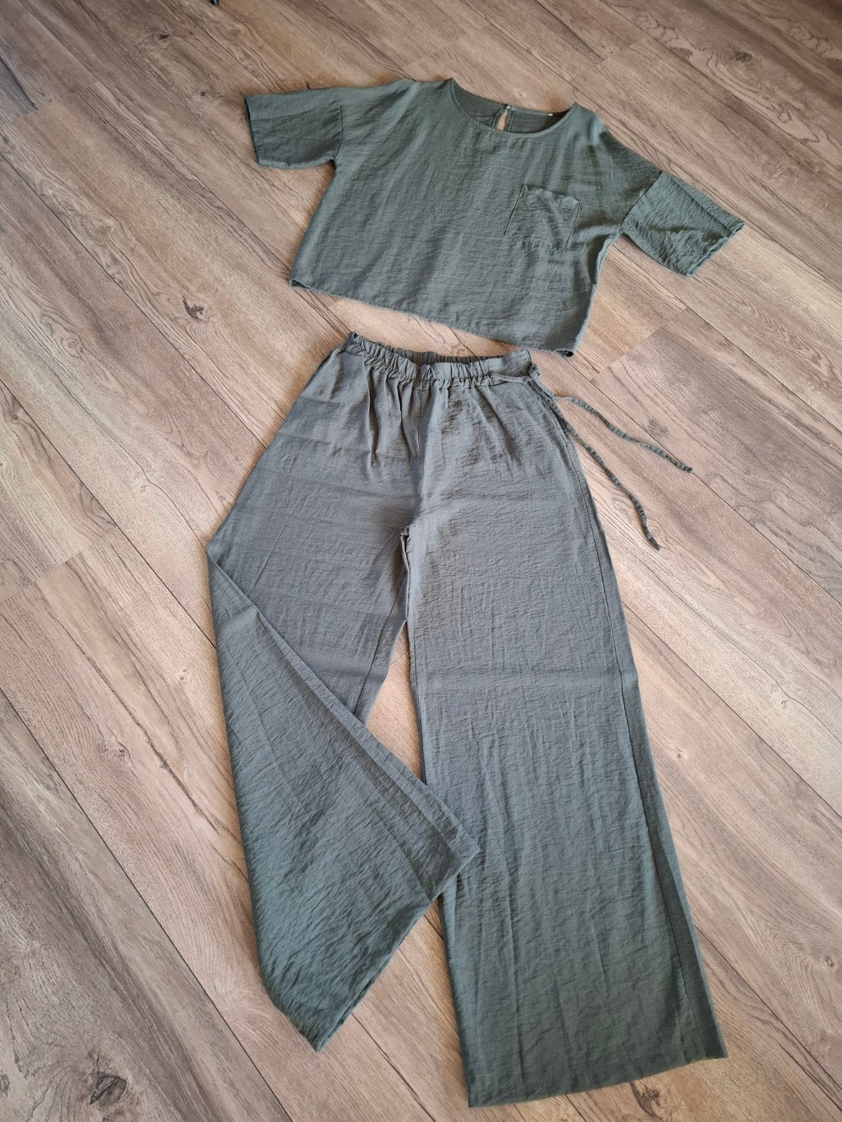 Groene set. Elvira. Pak. Enjoy. Only. Freequent  M. Vila., Ophalen of Verzenden, Zo goed als nieuw