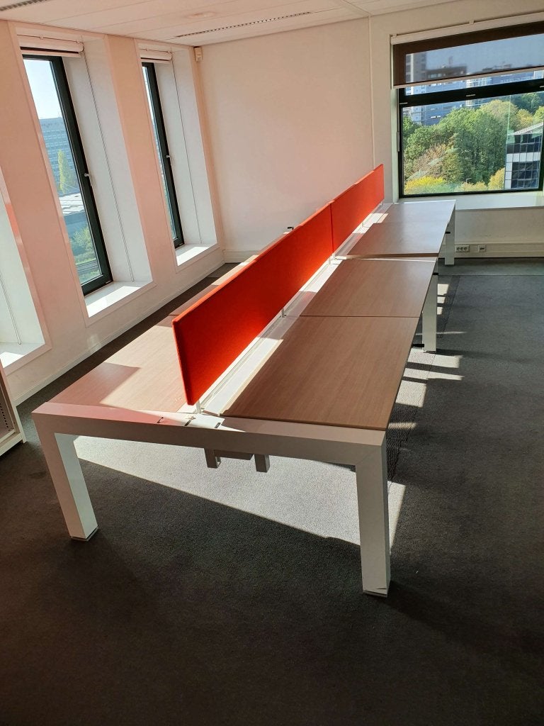 KEMBO slinger werkplek / werkbench / eiland / callcenter, Huis en Inrichting, Overige typen, In hoogte verstelbaar, Kembo, Herengracht 178, 1016 BR Amsterdam