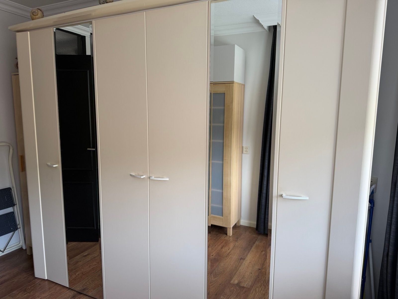 Spiegel kast voor de slaapkamer, Ophalen, Met deur(en), Gebruikt, 200 cm of meer