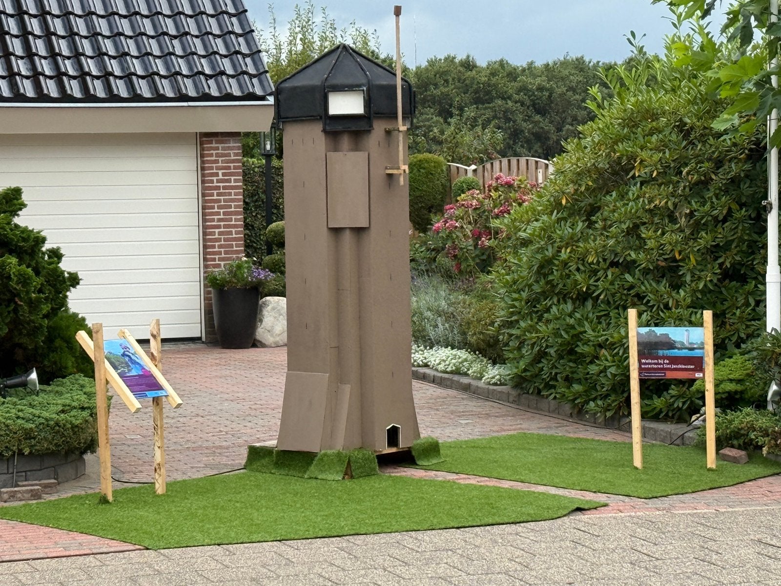 Watertoren miniatuur als straatversiering, Ophalen, Gebruikt, Versiering