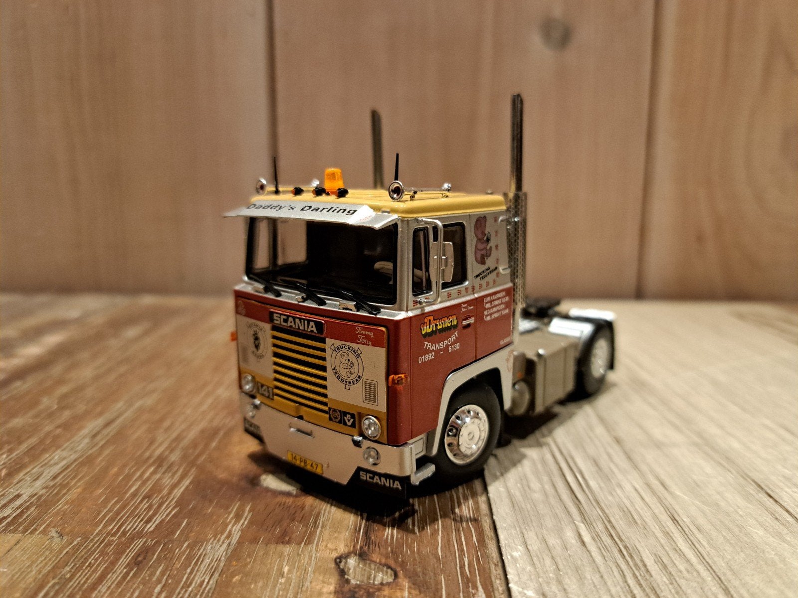 Tekno Scania 141 V8 Truckstar legends van Piet van Drunen, Hobby en Vrije tijd, Modelauto's | 1:50, ., Nieuw, ., Ophalen of Verzenden