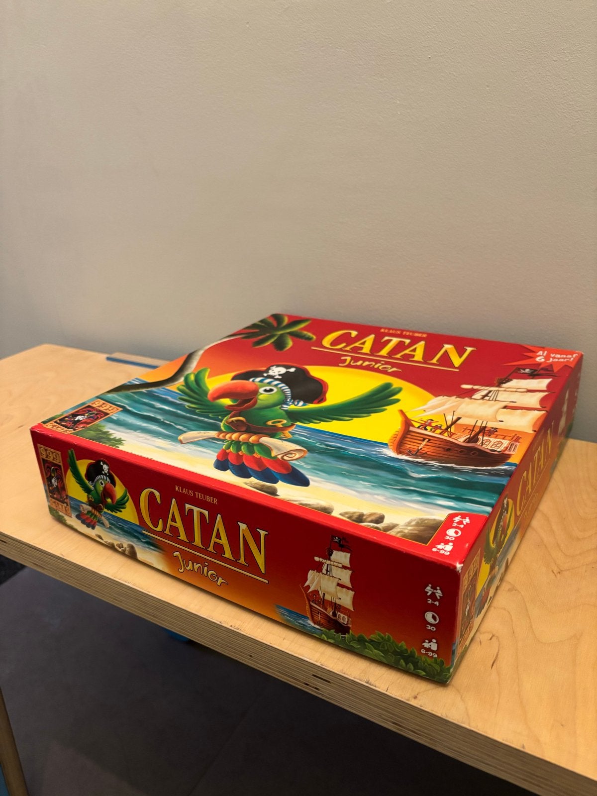 Kolonisten van Catan Junior in nette staat, Drie of vier spelers, Ophalen of Verzenden, Zo goed als nieuw