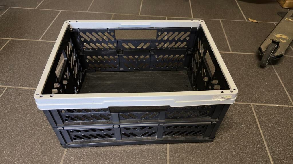 Handige inklapbare krat - Ideaal voor opslag en transport, Ophalen, Zo goed als nieuw