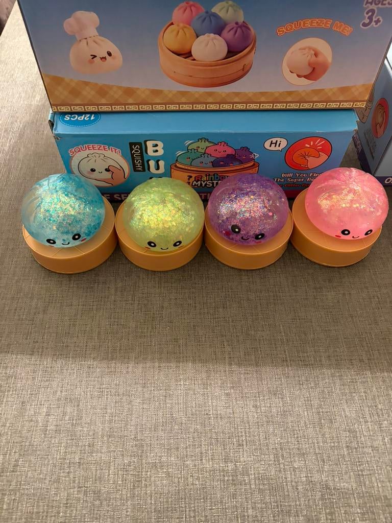 ‼️goedkoopste‼️ Squishy Bun Dumplings: Normaal en Glitter, Kinderen en Baby's, Speelgoed | Overig, Jongen of Meisje, Nieuw, Ophalen of Verzenden