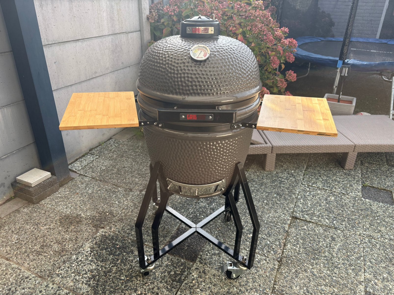 Grill Guru Medium Kamado Compleet ZGAN BBQ Barbecue, Tuin en Terras, Ophalen, Zo goed als nieuw, Grill Guru