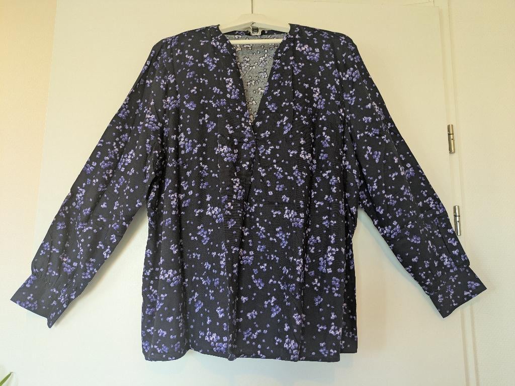 Super Soft Purple Flower Print Blouse C&A Size 48-Brand New, Verzenden, Paars, Maat 46/48 (XL) of groter, Nieuw
