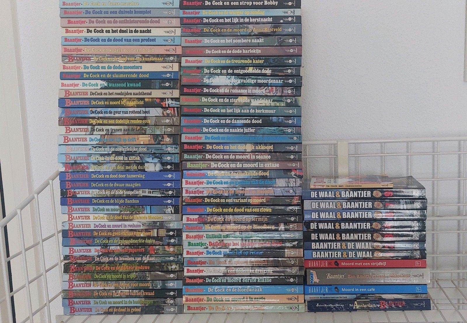 83 Baantjer boeken. deel 1 tm 70 compleet + div., Boeken, Ophalen of Verzenden, Gelezen