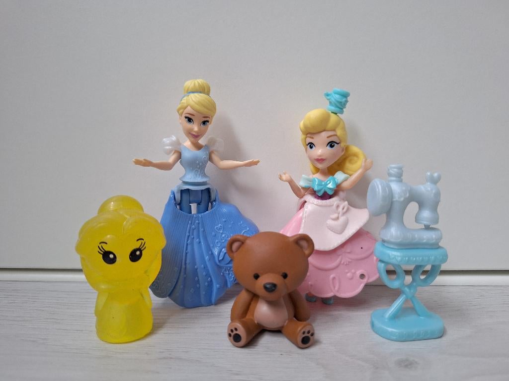 Set Cinderella Disney Princess Little Kingdom, Kinderen en Baby's, Speelgoed | Poppen, Gebruikt, Overige typen, Ophalen of Verzenden