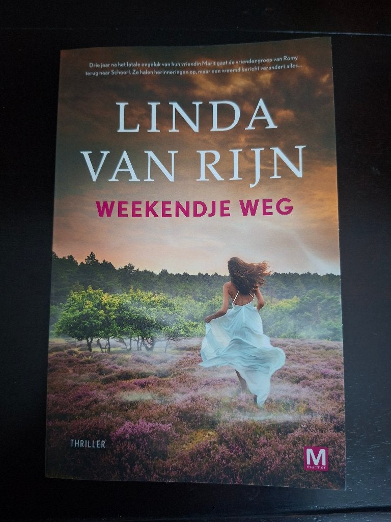 Weekendje weg - Linda van Rijn - 2026, Ophalen of Verzenden, Gelezen