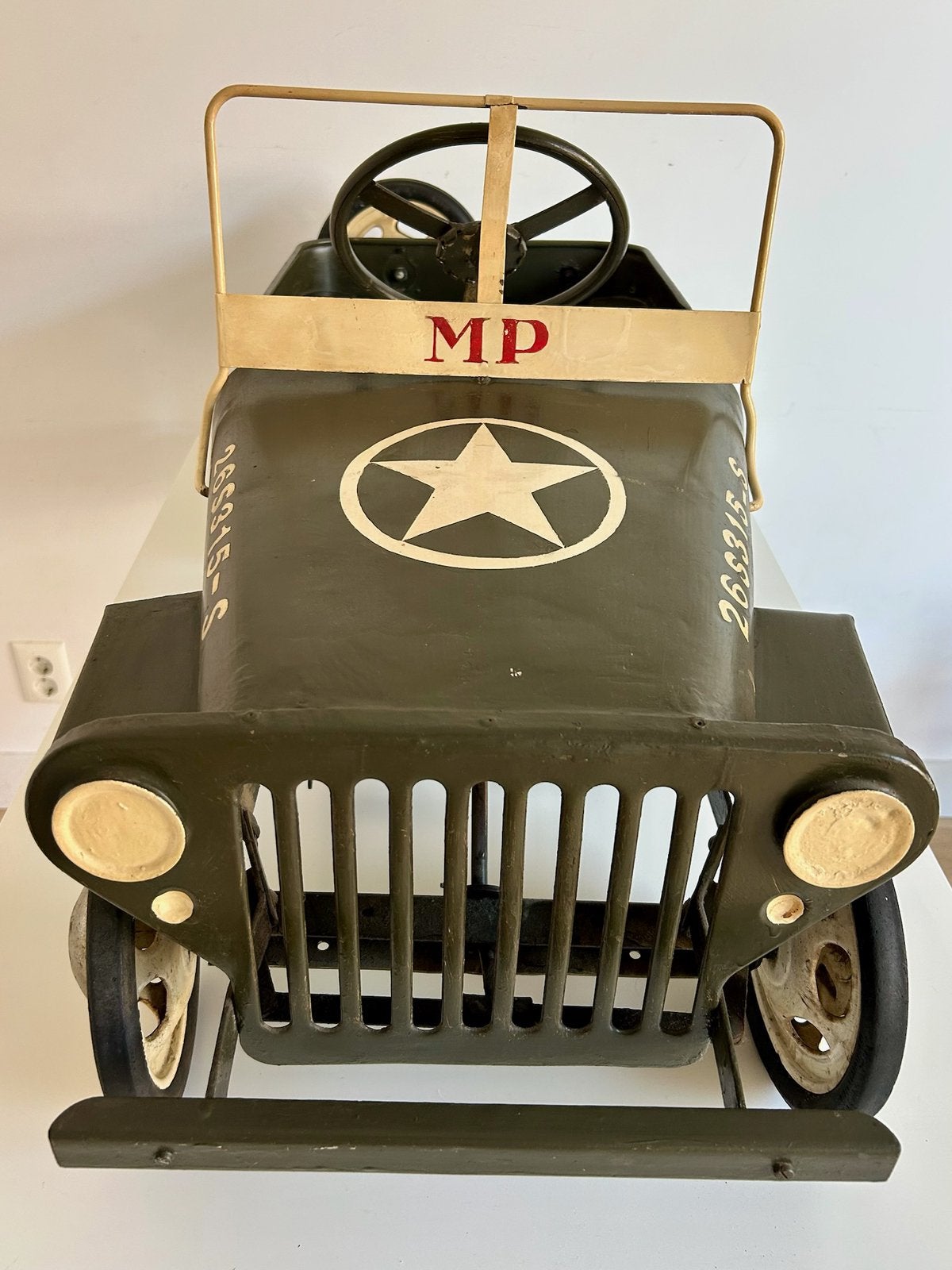 Vintage Tri-ang Army Jeep, Wlly trapauto, pedalcar jaren 50., Antiek en Kunst, Antiek | Speelgoed, Ophalen