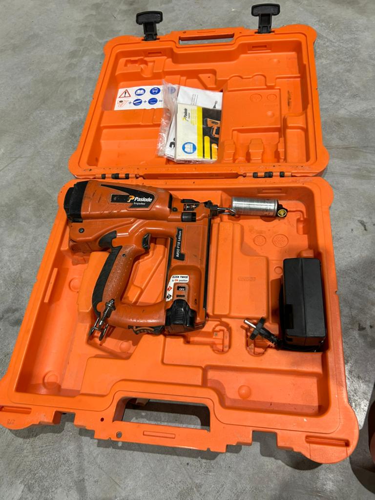 Paslode IM50 F18 tacker, Ophalen of Verzenden, Gebruikt