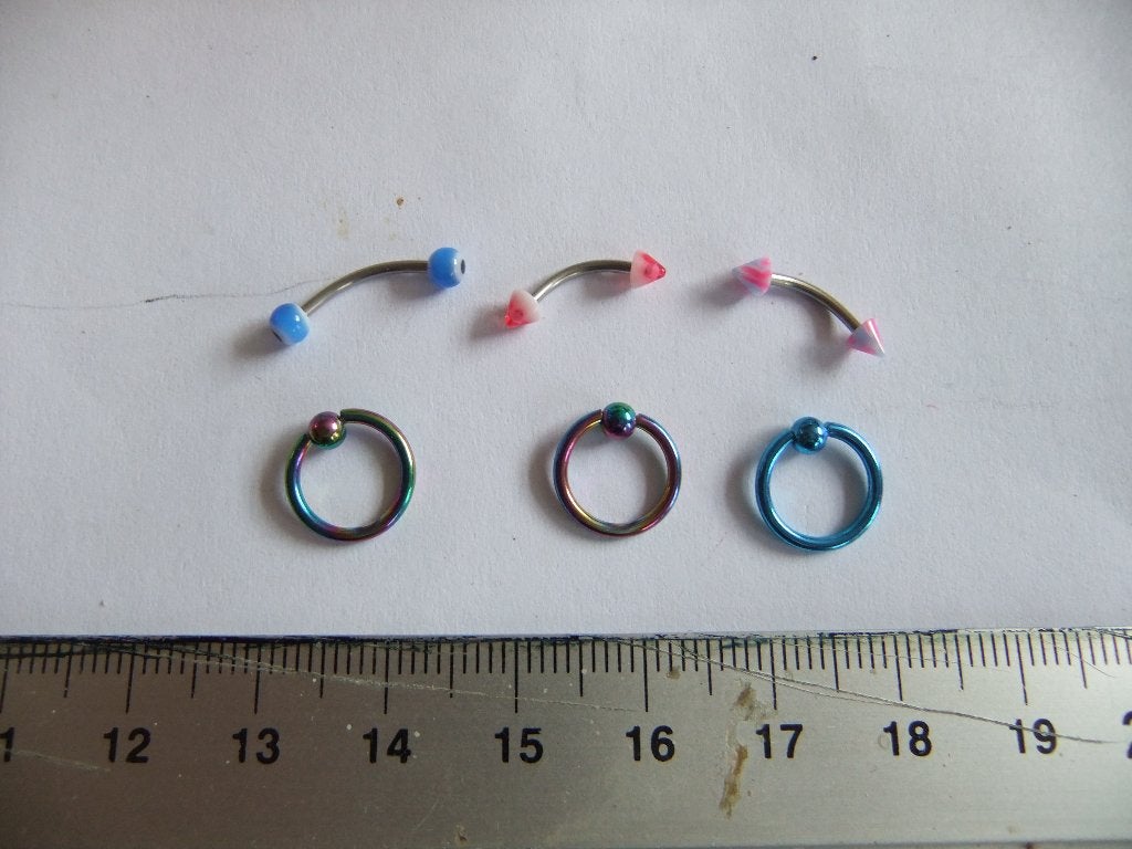 Set van 6 diverse piercings (wenkbrauw, neus, oor), Verzenden, Nieuw, Staal, Overige typen