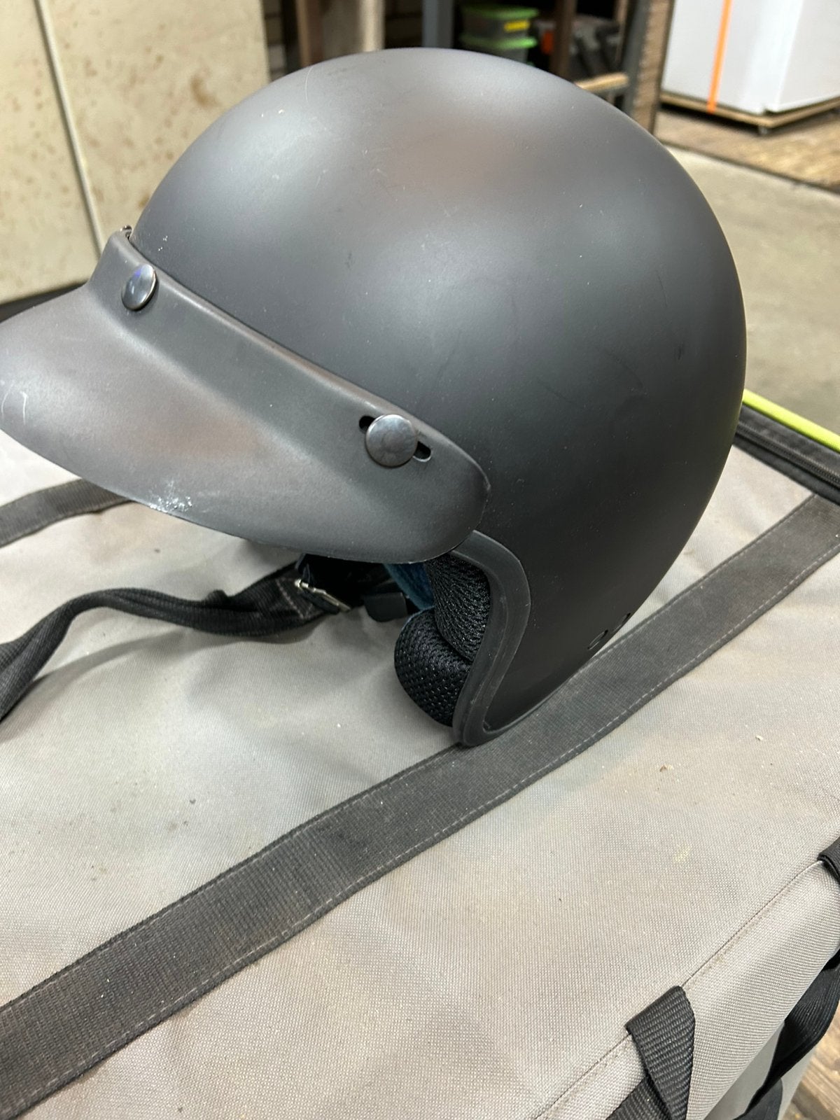 Helm, Ophalen of Verzenden, Zo goed als nieuw