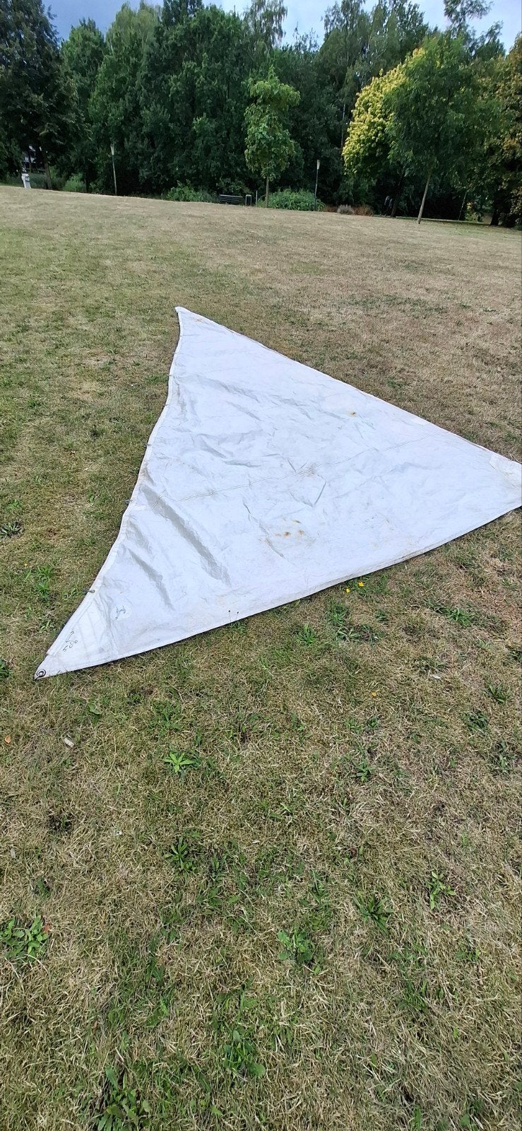 gebruikt zeil voor zeilboot,Fok ,Genua, Watersport en Boten, Zeilen en Zeiltoebehoren, Ophalen, Gebruikt, 3 tot 6 meter, Genua of Fok