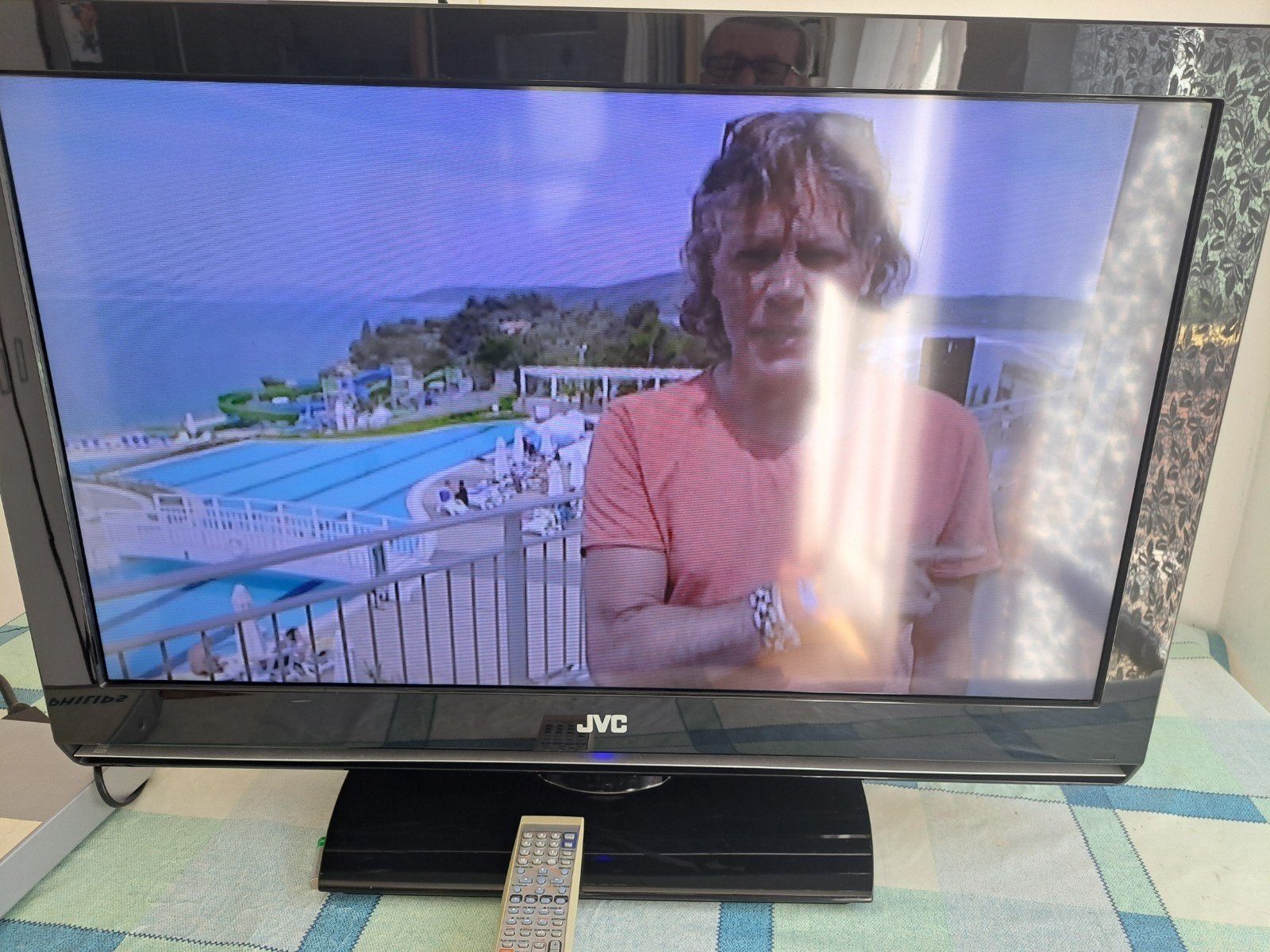 JVC HD HDMI TELEVISIE MET AFSTANDSBEDIENING, Ophalen, Zo goed als nieuw, 50 Hz, Overige merken
