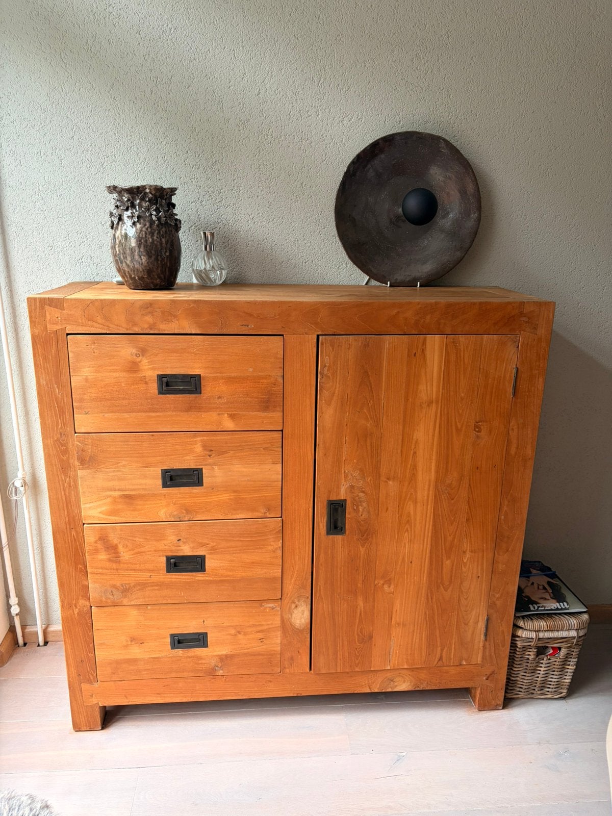 Teakhouten kast, Ophalen, 100 tot 150 cm, Teakhout, Zo goed als nieuw