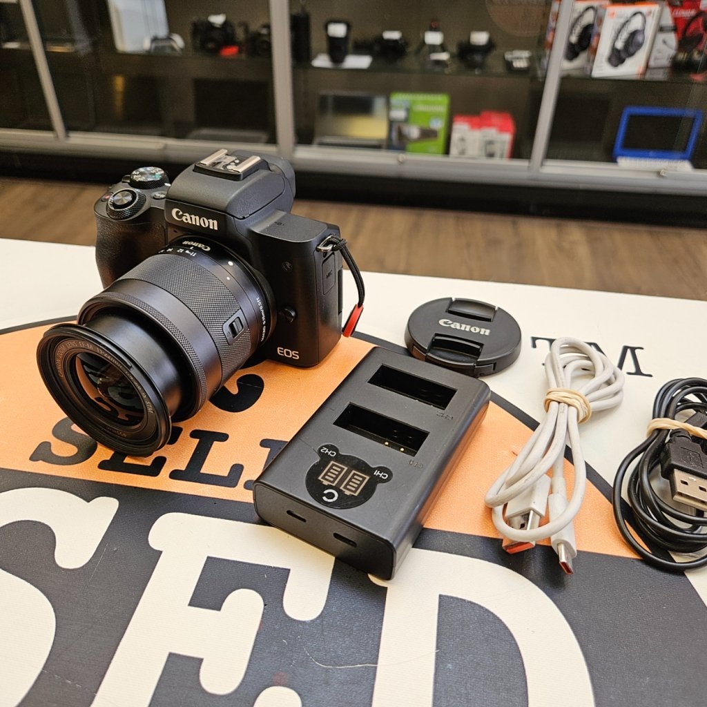 Canon EOS M50 Mark II + EF-M 11-22mm 4-5.6 IS STM Lens, Audio, Tv en Foto, Fotocamera's Digitaal, Canon, Zo goed als nieuw, Support@canon.com