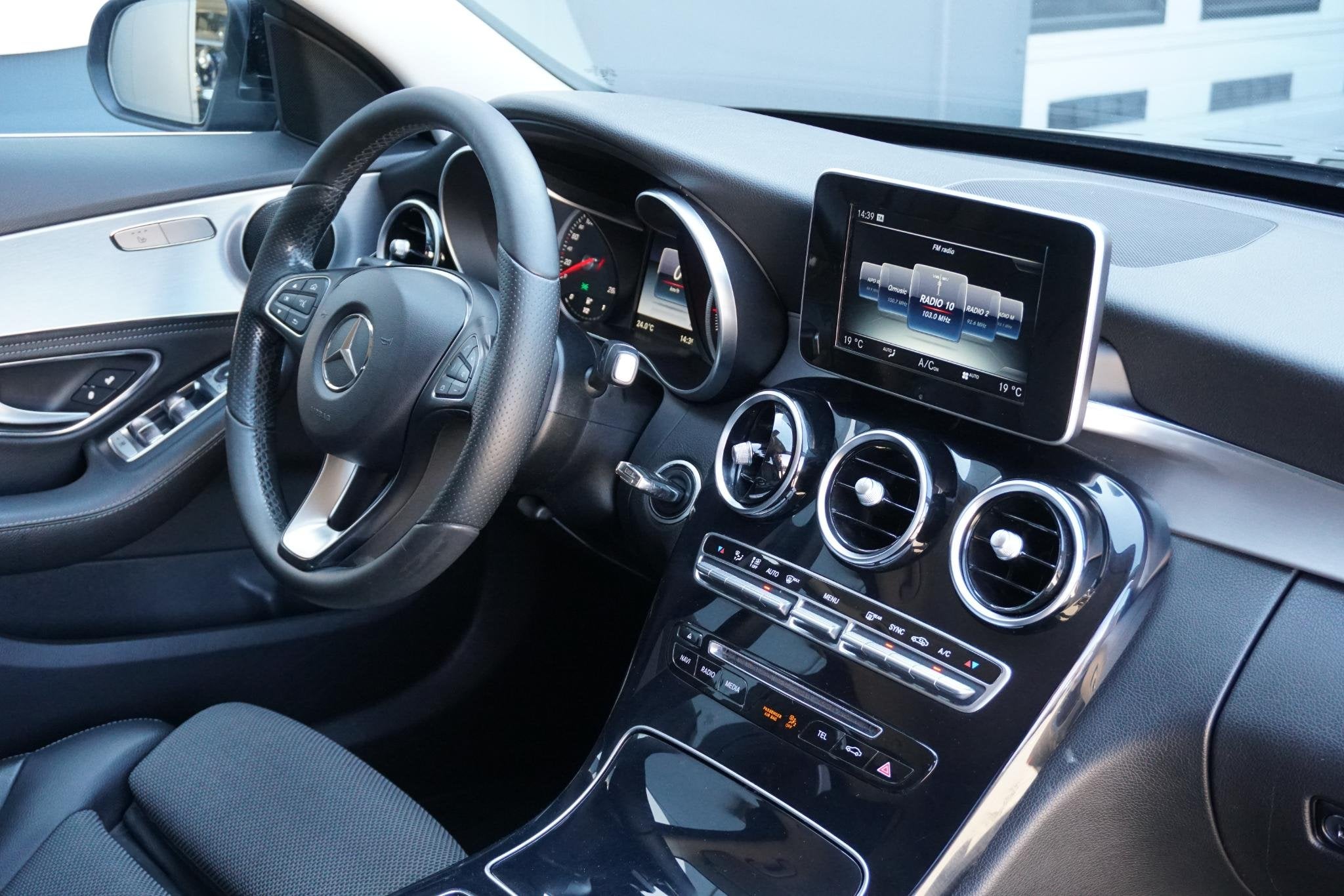 Mercedes-Benz C-klasse Estate 180 Prestige + TREKHAAK / LED, Auto's, Automaat, Achterwielaandrijving, Zwart, 1595 cc