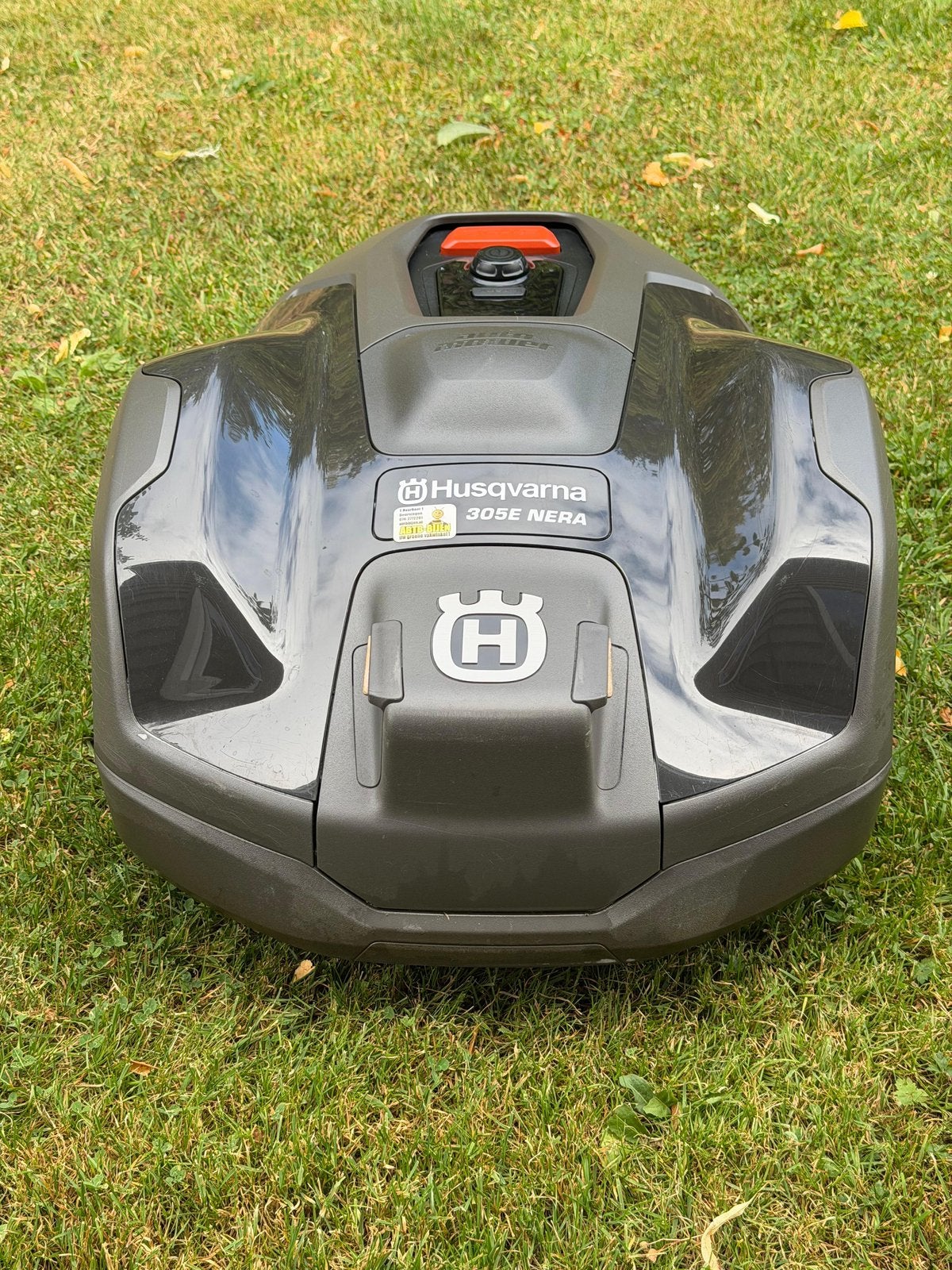Husqvarna 305 E, Ophalen, Zo goed als nieuw, 20 tot 25 cm, Bestuurbaar via app