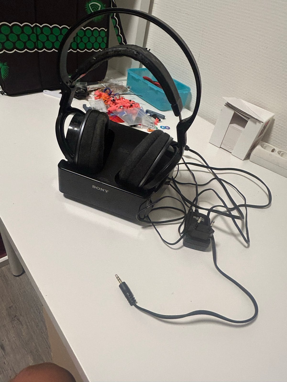 Sony draadloze koptelefoon met oplaadstation, Ophalen, Gebruikt, Sony, Draadloos