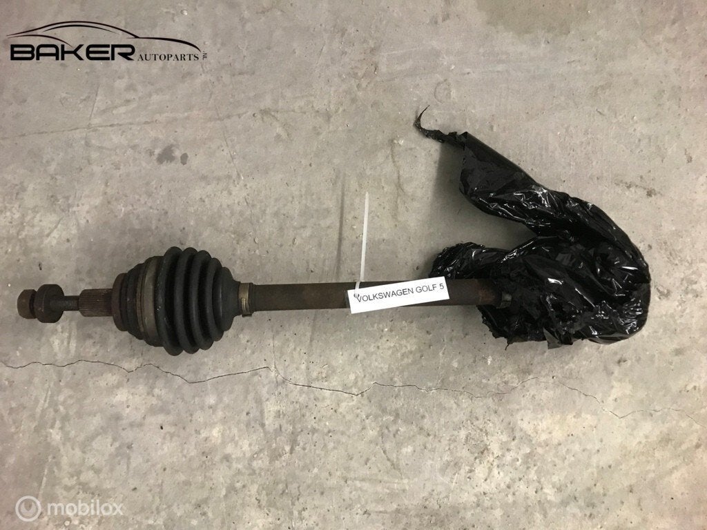 Aandrijfas linksvoor Volkswagen Golf V ('03-'08), Gebruikt, Volkswagen, Ophalen of Verzenden, Volkswagen