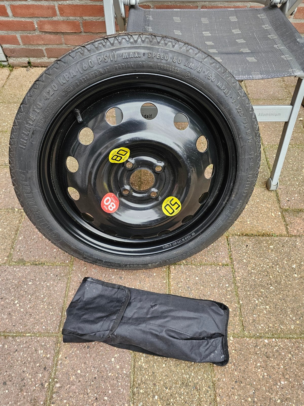 Thuiskomer Renault Clio - Continental 125/70 R17, Auto-onderdelen, Ophalen, Banden en Velgen, Nieuw, 17 inch