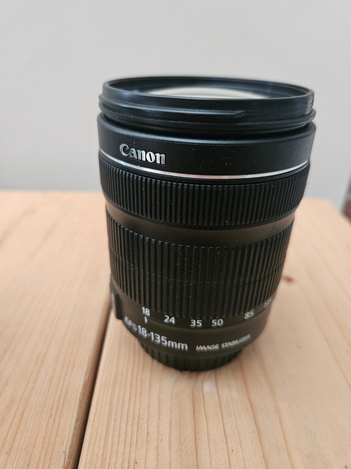 Canon EF-S 18-135mm f/3.5-5.6 IS STM lens met zonnekap, Audio, Tv en Foto, Fotografie | Lenzen en Objectieven, Ophalen, Beeldstabilisatie