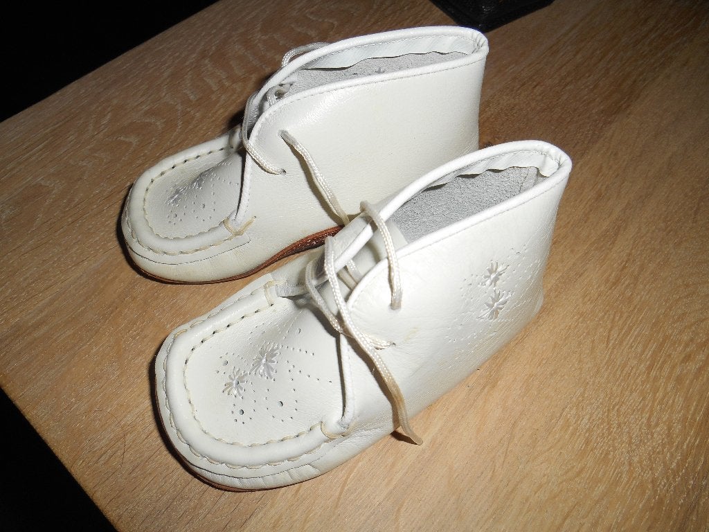antieke baby schoentjes leer nieuw, Antiek en Kunst, Ophalen of Verzenden