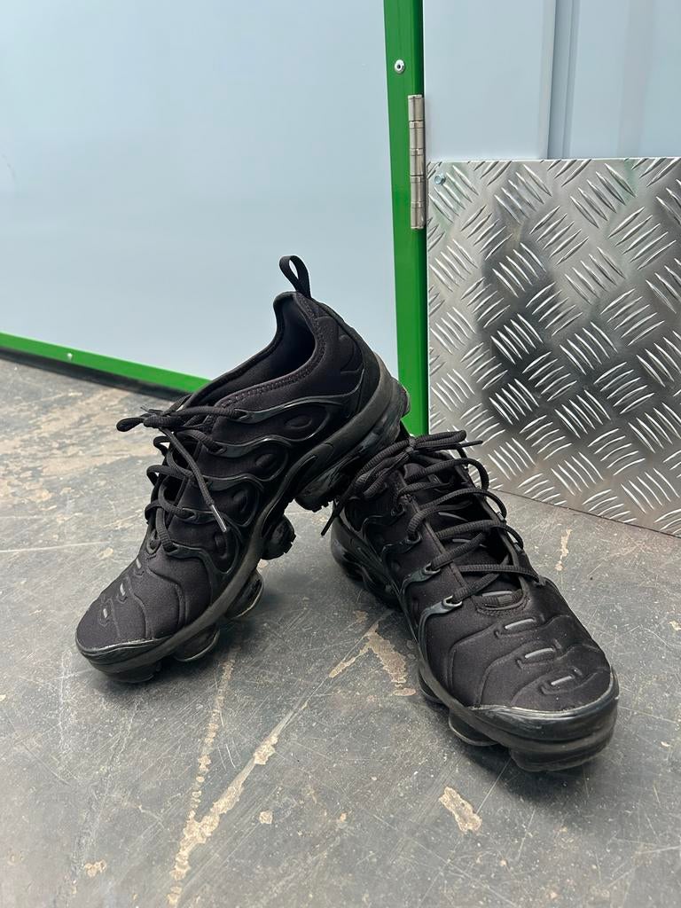 Nike Vapormax Plus Zwart - Maat 45, Ophalen of Verzenden, Gedragen, Zwart, Sneakers of Gympen