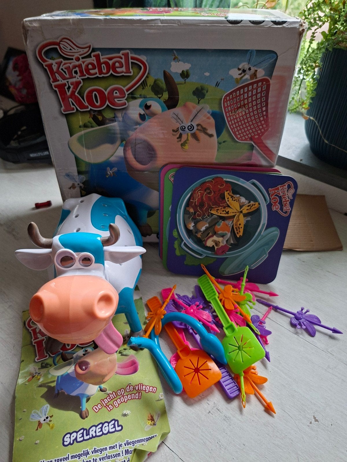 Kriebel Koe spel - Vliegen vangen met de koe!, Hobby en Vrije tijd, Drie of vier spelers, Ophalen, Gebruikt, Asmodee