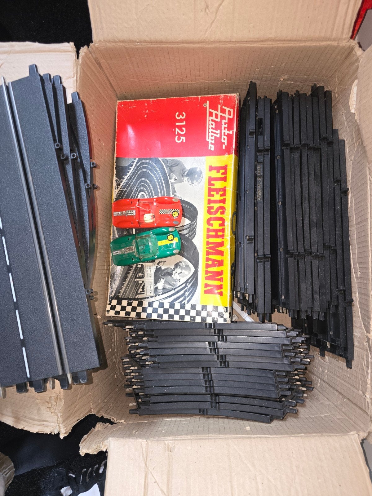 Fleischmann race baan, 2x auto, 2x controler, Ophalen, Gebruikt