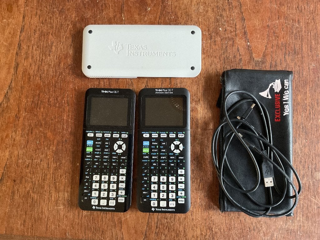 Texas ti 84 plus CE, Ophalen, Grafische rekenmachine, Gebruikt