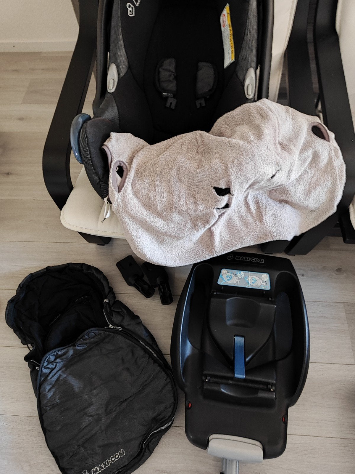 Maxi Cosi en easy base cabriofix., Ophalen, Gebruikt, Maxi-Cosi